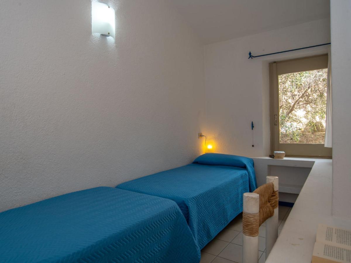 Apartment La Vigna Blu By Interhome Palau Bagian luar foto